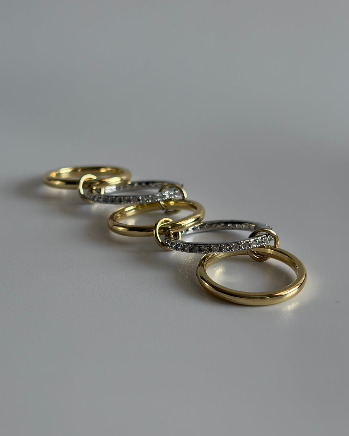 The Lié Stack Ring