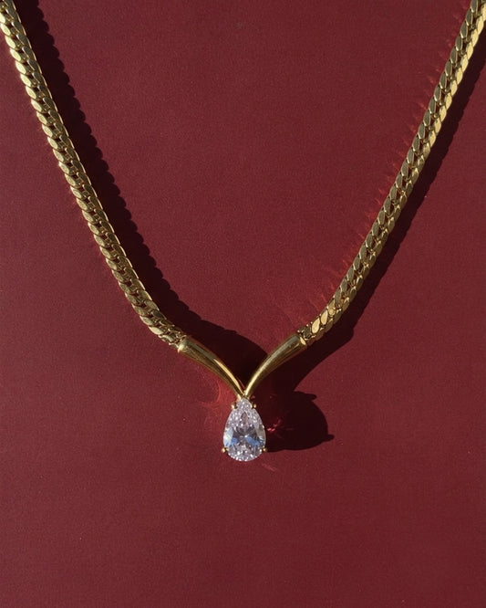 The Larme Solitaire Necklace